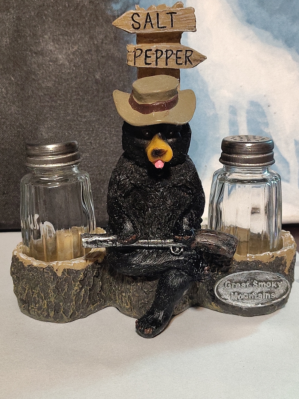 Black Bear Salt and Pepper Shaker Set "Put It Back There" W Caddy Holder